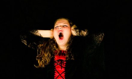 Jóvenes – TUS PADRES QUIEREN HABLAR, PERO TÚ NO